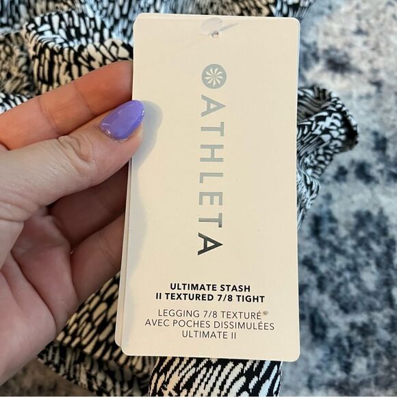 Athleta Ultimate Stash Textured 7/8 Tight - Picture 12 of 14